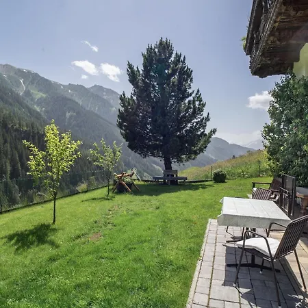 Alpenblick Apartment Navis