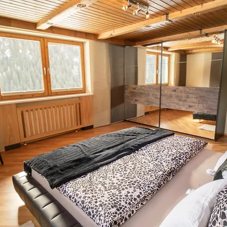 Alpenblick Apartamento *