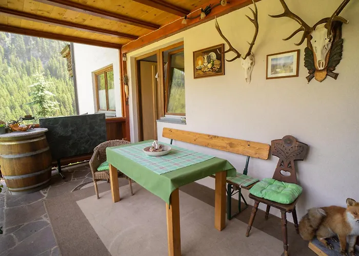 Alpenblick Apartment Navis