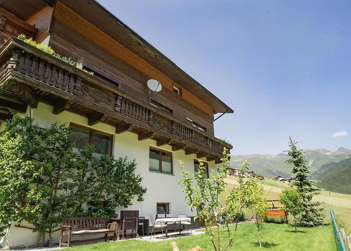 Alpenblick Apartment *